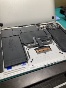 バッテリー交換後のMacbookAir