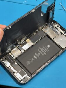 iPhone12 バッテリー交換