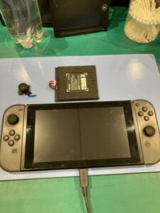 Nintendo Switch バッテリー交換