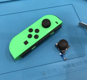 Nintendo Switch ジョイコンスティック修理