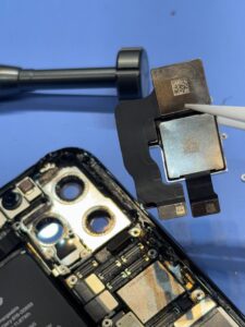 iPhone11ProMax リアカメラ交換