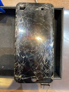 iPhone8Plus 画面交換修理
