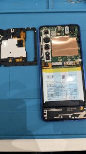 AQUOS R5G　バッテリー交換