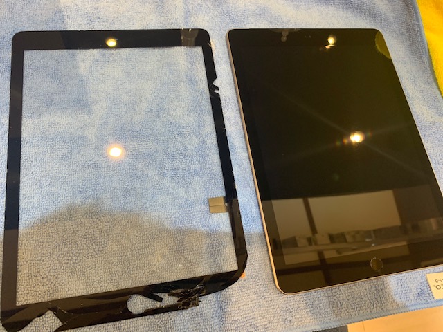 iPad6 フロントガラス交換修理