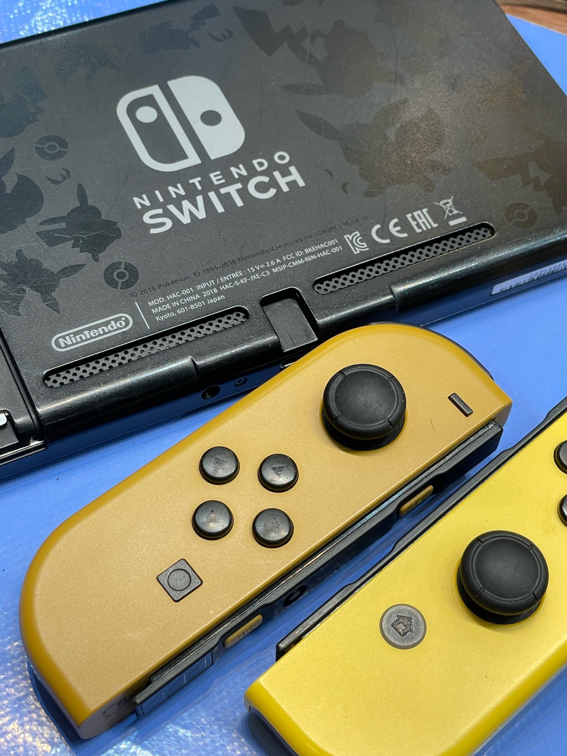 Nintendo Switch 液晶校交換修理